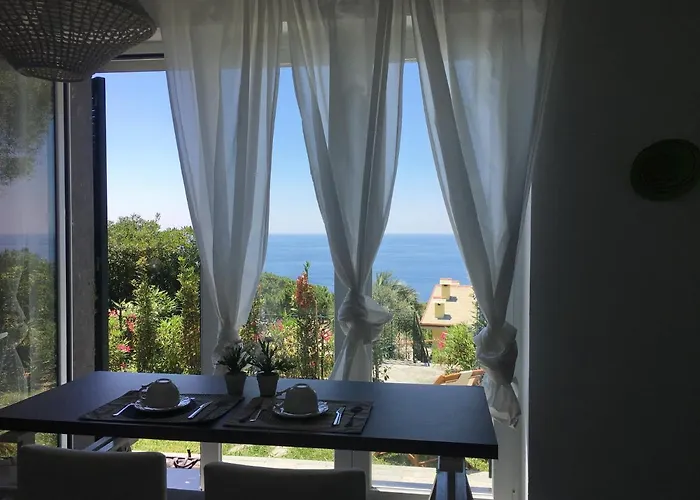 Affaccio Sul Mare 度假居 *